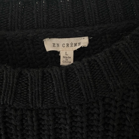 NWOT Cropped Sweater - Picture 3 of 9
